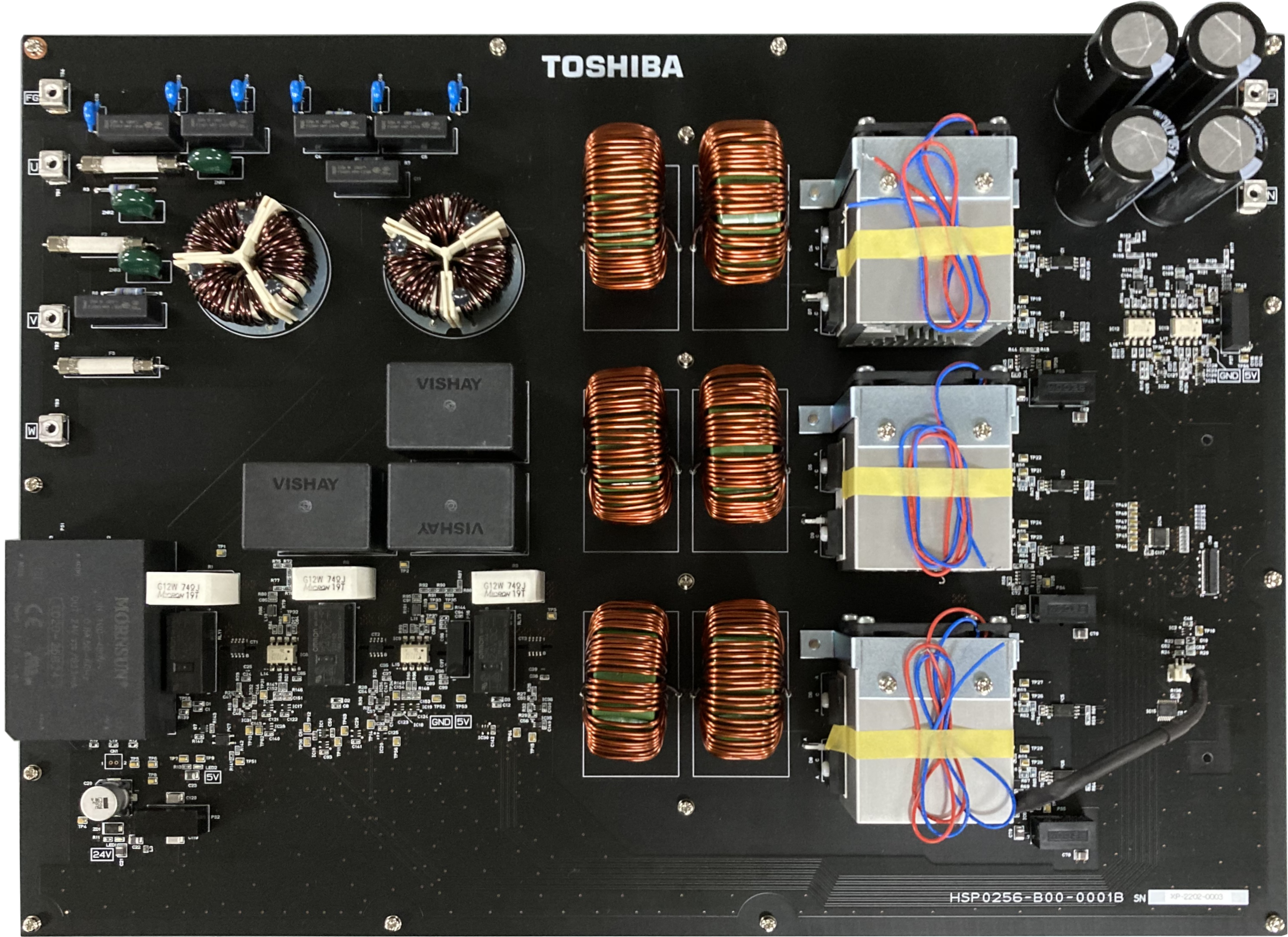 这是支持3相AC 400 V输入Vienna整流器PFC电源的图片。